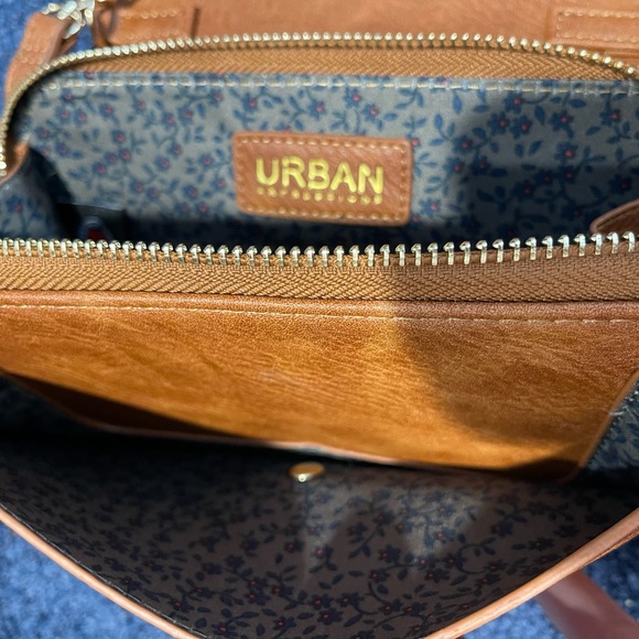 Urban Expressions Certified Vegan purse - Picture 10 of 10
